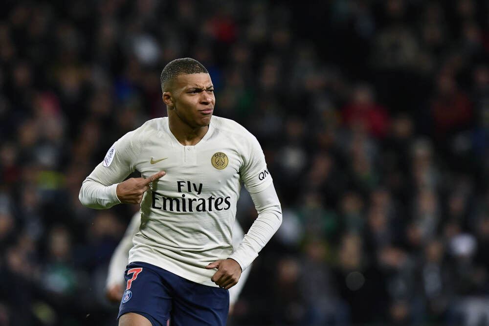 综合续航1320公里! 别克拿出“别墅级”新能源车!